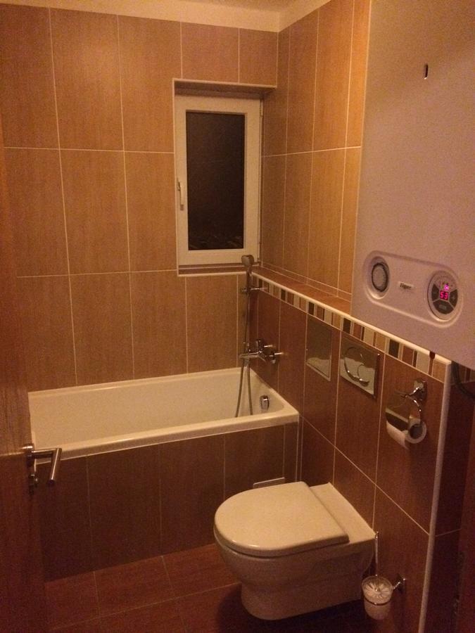 Appartamento Beska Bešeňová Esterno foto
